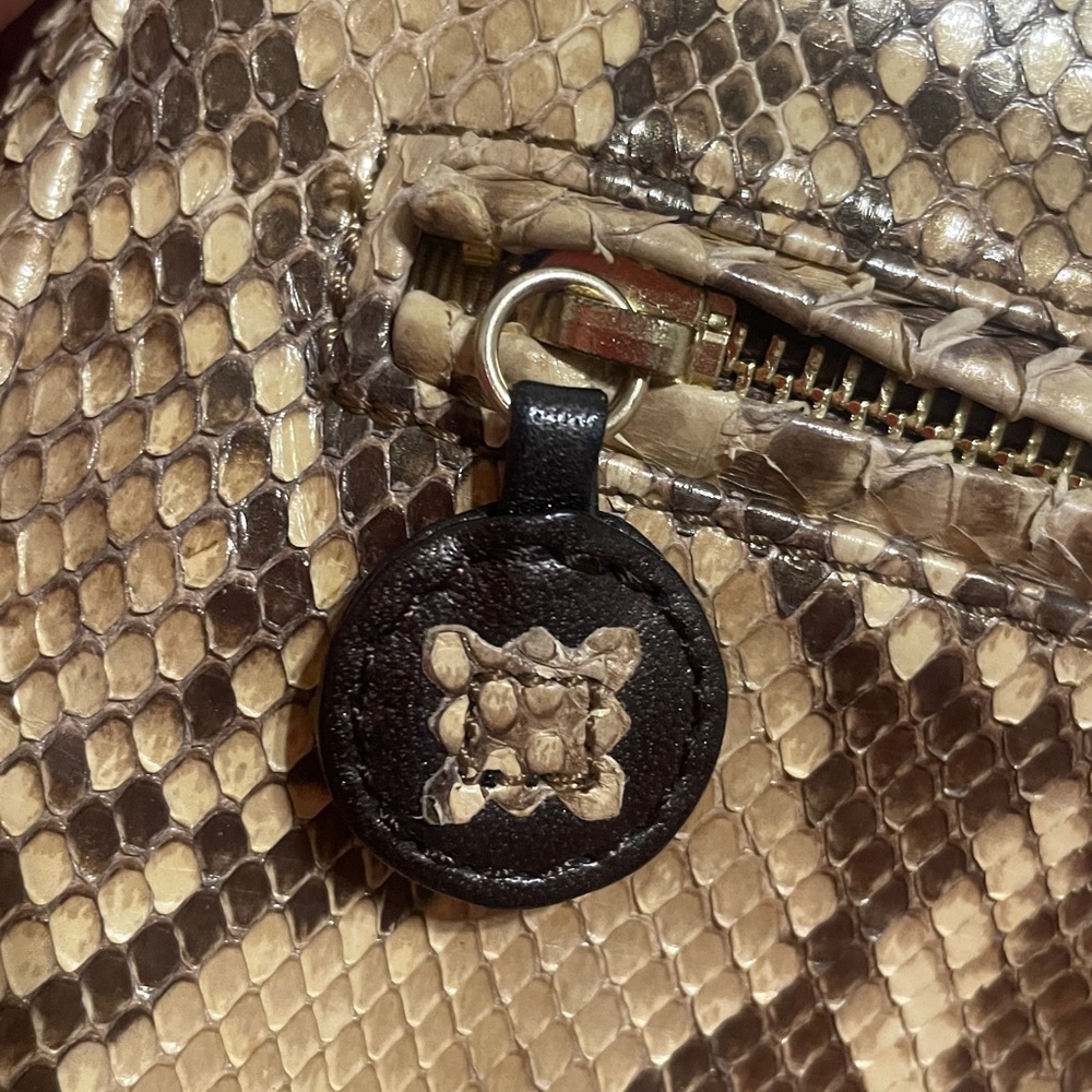 Bagliore Snakeskin Pattern Shoulder Bag - Picture 11 of 13